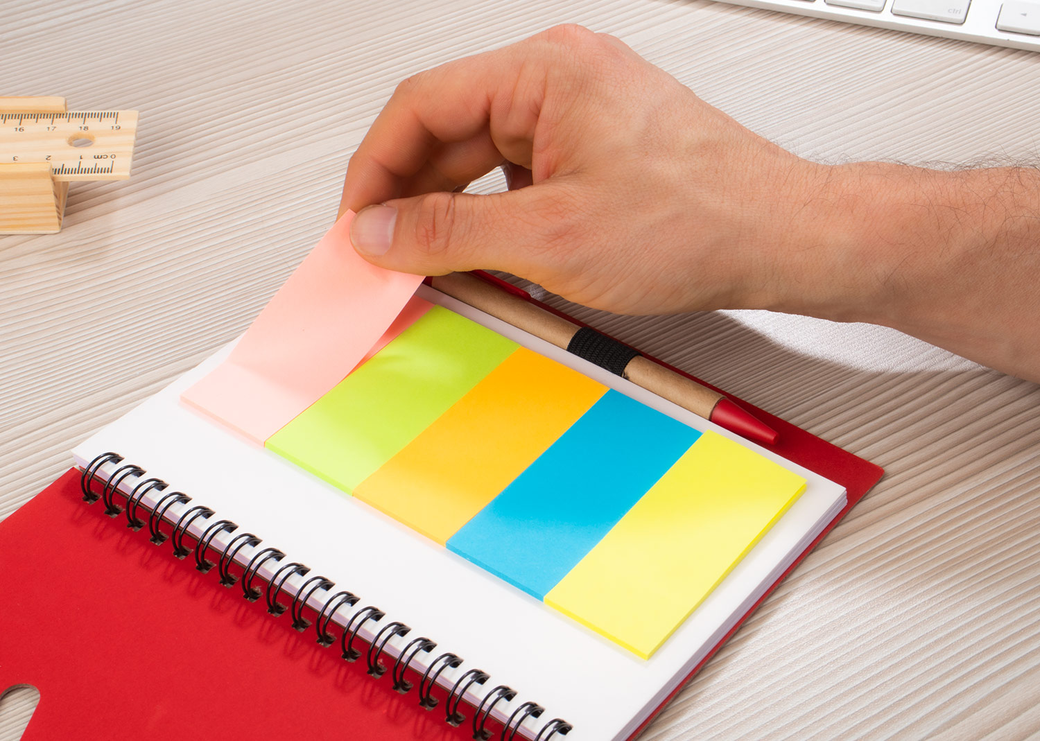 Libreta Rainbow con Bolígrafo - Image 9